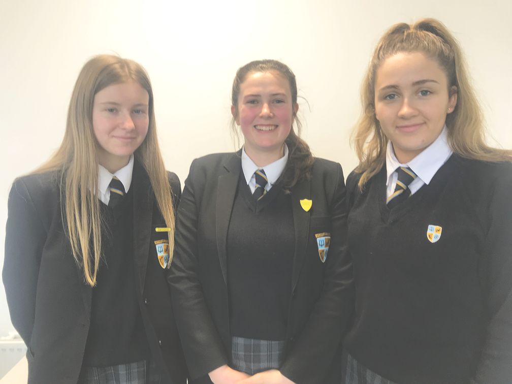 Gwenno, Fflur a Leah