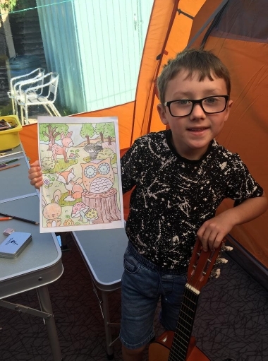 Ifan Wood a'i lun
